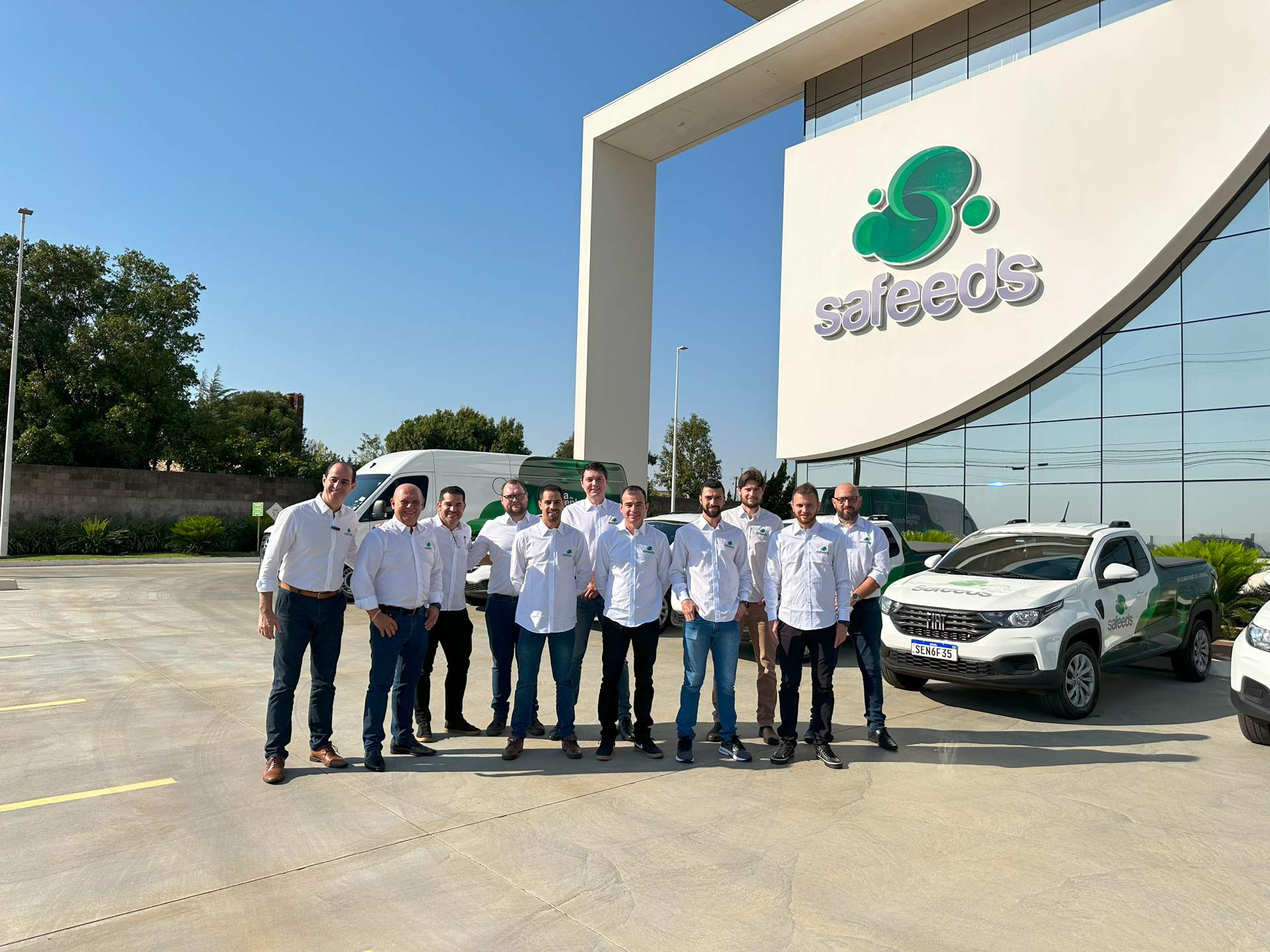 Safeeds adquire célula de engenharia